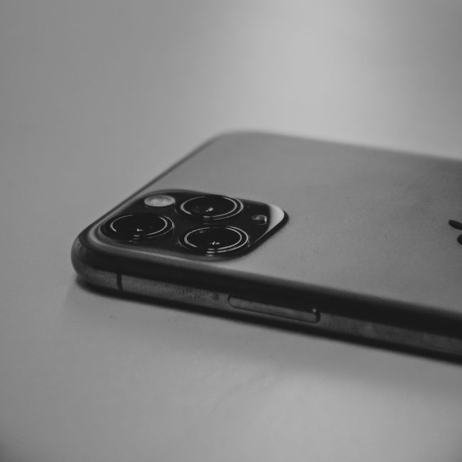 A Callings member's post tagged #iphoneduo