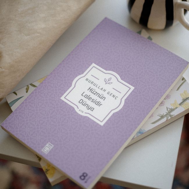 Sakshi Chaudhary's post tagged #booklover