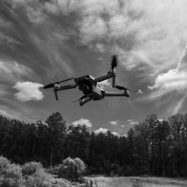 A Callings member's post tagged #dronesmuggling